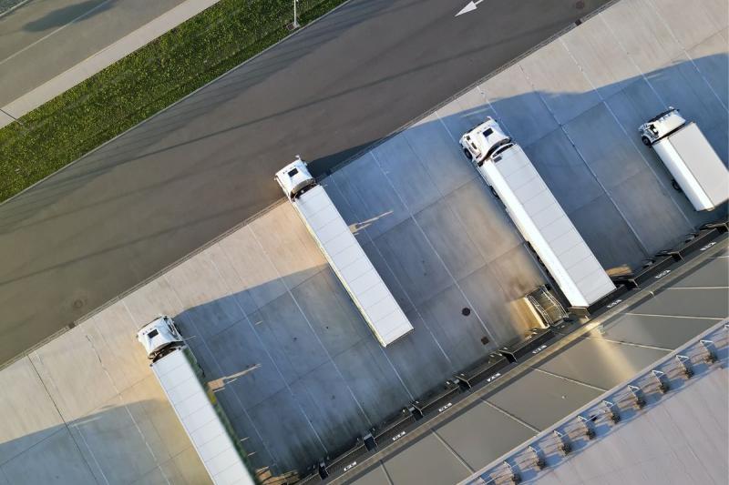 Best Practices for Safe and Efficient Cross Dock Operations