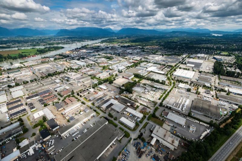 How Vancouver’s Gridlock is Redefining "Prime" Warehousing Real Estate